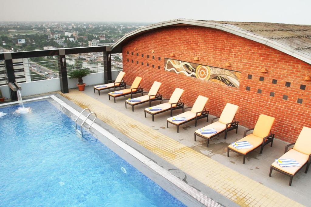 Dhaka Regency Hotel & Resort エクステリア 写真