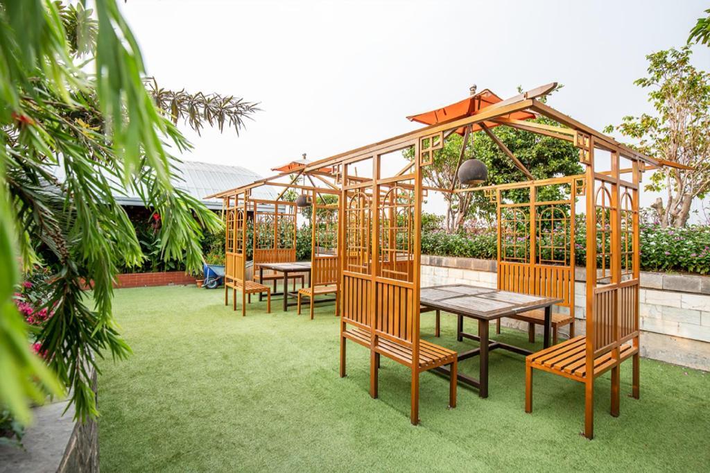 Dhaka Regency Hotel & Resort エクステリア 写真