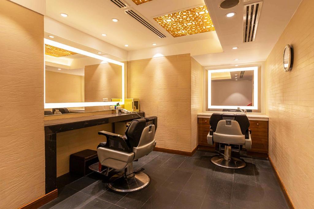 Dhaka Regency Hotel & Resort エクステリア 写真