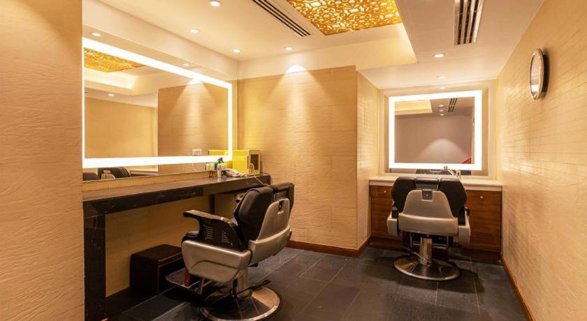 Dhaka Regency Hotel & Resort エクステリア 写真